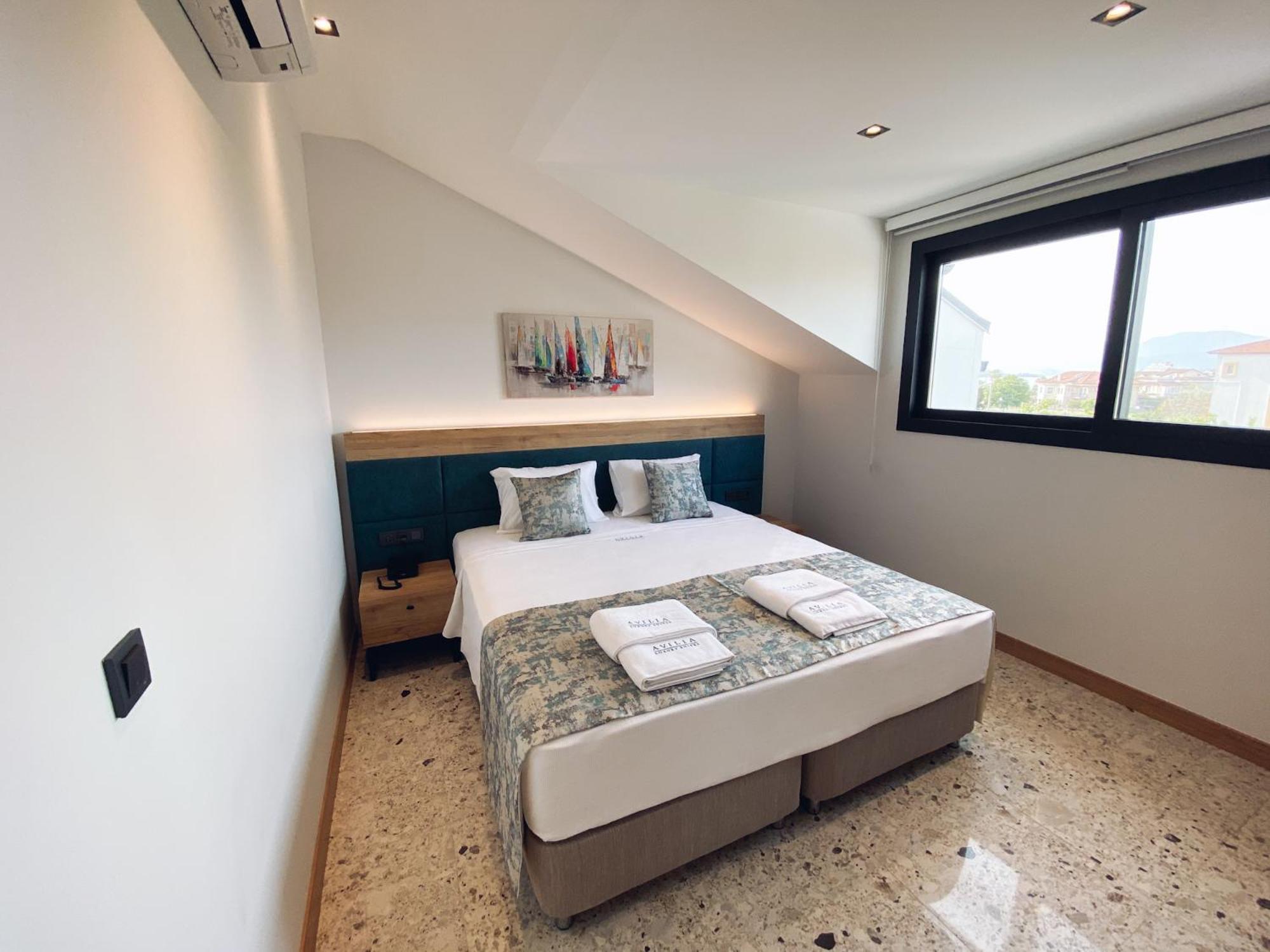 Avilia Hotel *